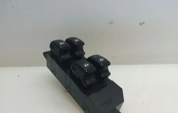 Hyundai Santa Fe Electric window control switch
