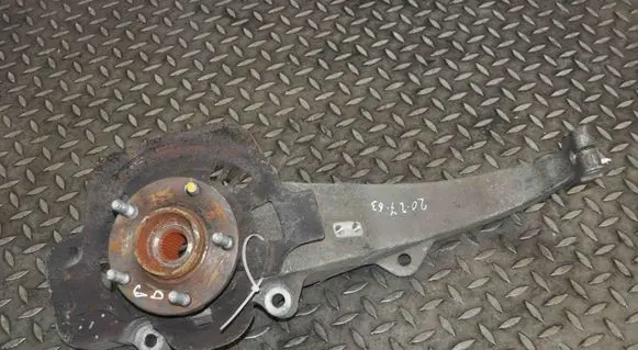 Volkswagen Golf VII Front wheel hub 22759389