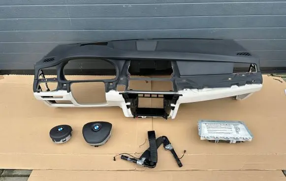 BMW 5 GT F07 Dashboard glove box trim 