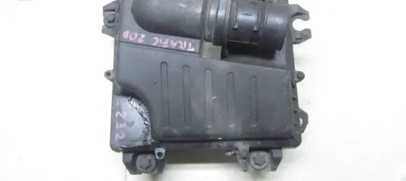 Renault Trafic II (X83) Air filter box 8200467321