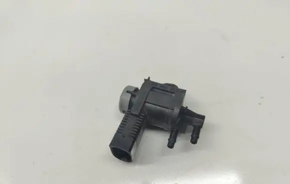 Audi A6 S6 C6 4F Turbo solenoid valve 1K0906283A