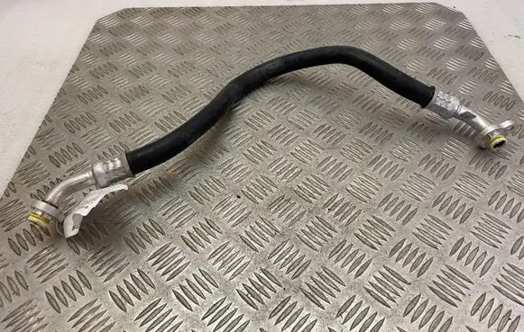 Volvo XC60 Air conditioning (A/C) pipe/hose 31497390