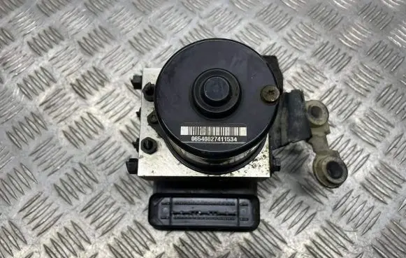 Volkswagen Golf IV ABS Pump 1C0907379L 00001964D0 10096003343