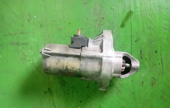 Honda Civic Starter motor SM71001