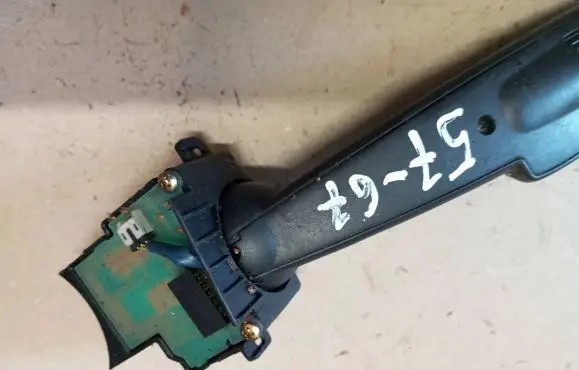 Volvo V50 Wiper control stalk 17D770