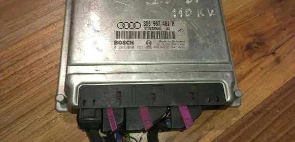 Audi A4 S4 B5 8D Engine control unit/module 8d0907401n 0281010157
