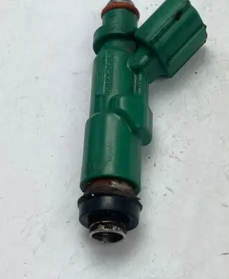 Toyota Prius (XW20) Fuel injector 2325021020