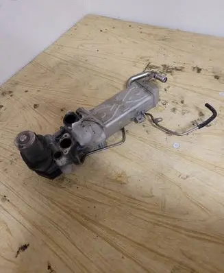 Audi A3 S3 A3 Sportback 8P EGR valve cooler 03L131512CF 0280751016