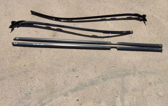 Mitsubishi Outlander Roof trim bar molding cover 
