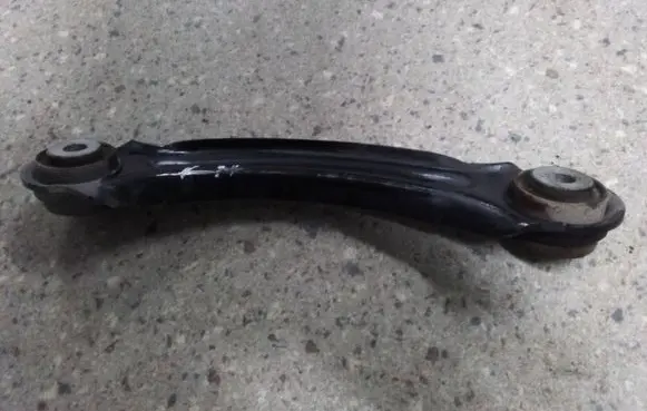 Dodge Challenger Rear control arm 