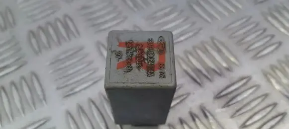 Ford Escort Other relay 88ag18c641aa