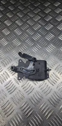 Volkswagen Golf IV Air flap motor/actuator 1J1907511A PPGF20 00769200
