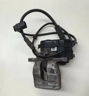 Mercedes-Benz A W176 Rear brake caliper A2464232298R
