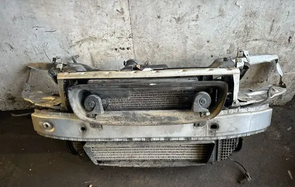 Volvo V50 Radiator support slam panel 