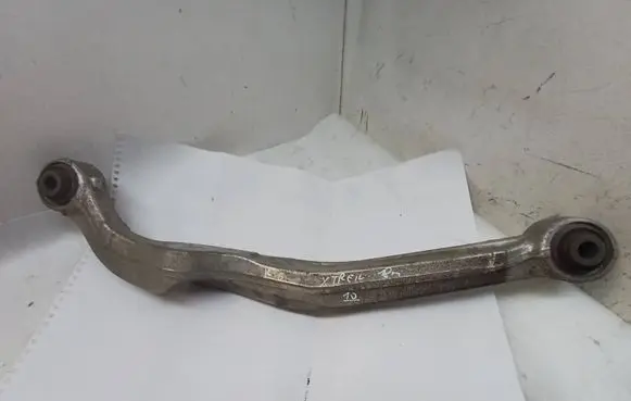 Nissan X-Trail T32 Rear upper control arm/wishbone 