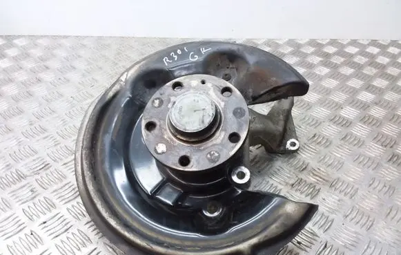 Volkswagen PASSAT B7 Rear wheel hub spindle/knuckle 3C0505435F