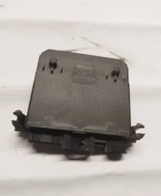 Mercedes-Benz C W203 Door control unit/module 2038206626
