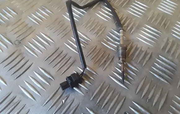 BMW 3 F30 F35 F31 Exhaust gas temperature sensor 7805606 032656001902 03265600