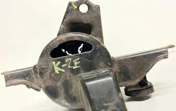 KIA Ceed Engine mount bracket 08041619
