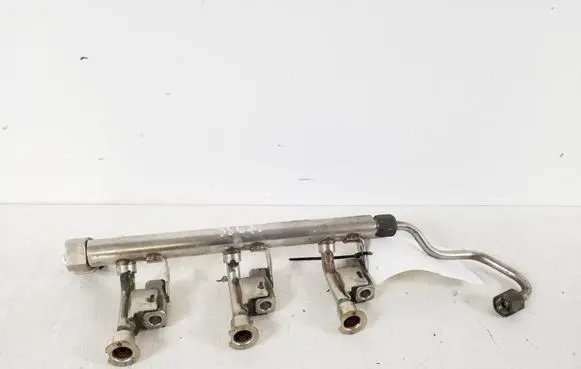Ford Fiesta Fuel main line pipe