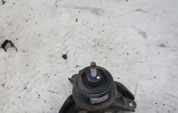 Hyundai ix35 Engine mount vacuum valve GMAUTO4574097