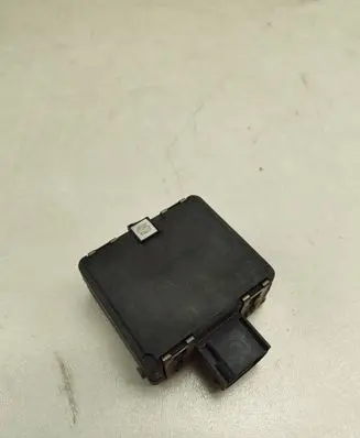 Skoda Superb B8 (3V) Distronic sensor radar 3Q0907561D 3Q0907572C 0203300968