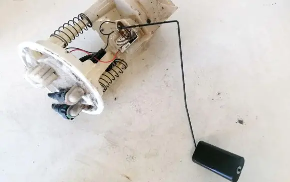 Renault Scenic I Fuel level sensor 7700422039b 561008.10