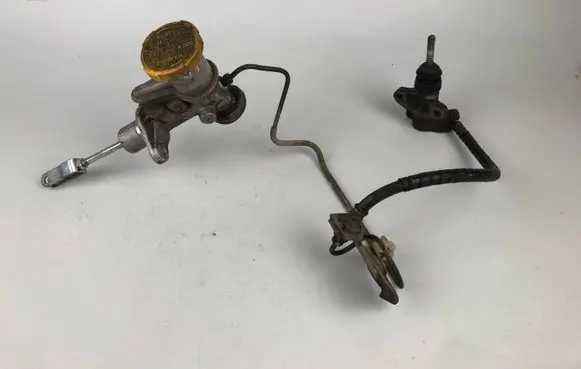 Subaru Forester SG Clutch master cylinder