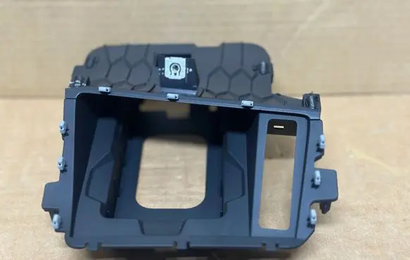 Audi Q3 F3 Other center console (tunnel) element 83B857925A