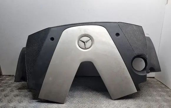 Mercedes-Benz E W211 Engine cover (trim) A6290100667