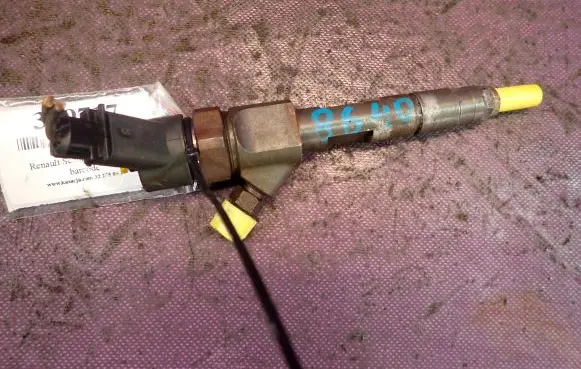 Renault Scenic II - Grand scenic II Fuel injector 8200100272