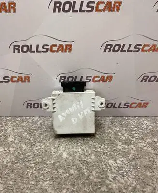 Toyota Avensis T250 Window wiper relay 150696