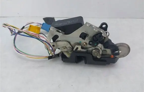 Mercedes-Benz Vaneo W414 Sliding door lock A4147300335