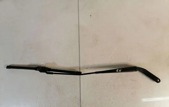 BMW 4 F32 F33 Front wiper blade arm 7153739