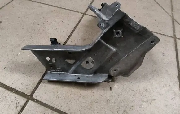 Mercedes-Benz E W213 Side radiator support slam panel A2536210700