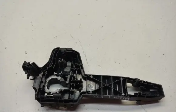Mercedes-Benz Vito Viano W447 Front door exterior handle/bracket A4477600634 01150018005