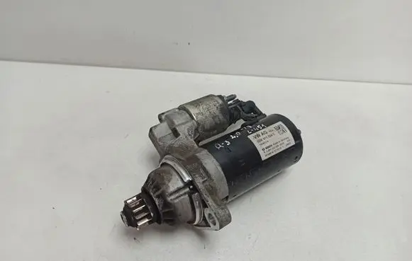 Audi Q3 8U Starter motor 02M911024C