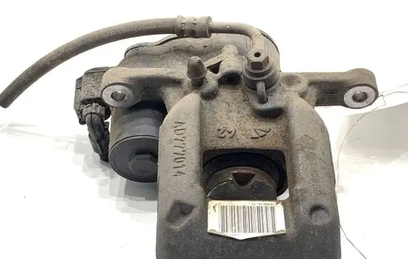 Peugeot 3008 II Rear brake caliper 9819060880