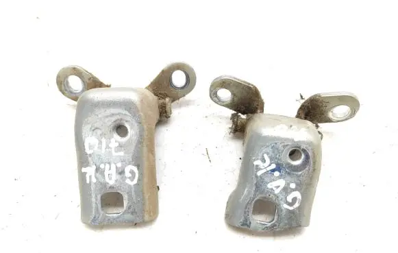 Mazda Tribute Rear door hinge set 4L8A7826801AA