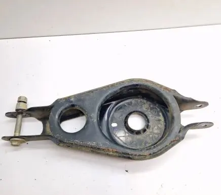 Chrysler Pacifica Rear control arm 68218021AA 24202144 68218021