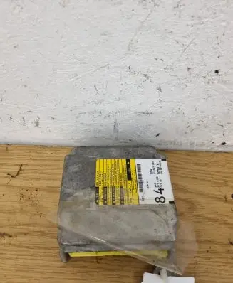 Toyota Avensis T250 Airbag control unit/module 8917005121 215767102