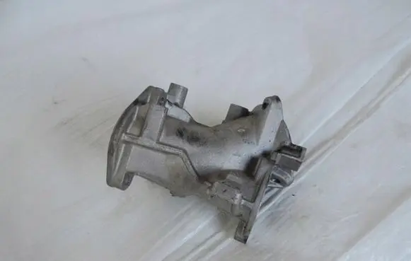 Opel Crossland X Engine coolant pipe/hose 9821154280