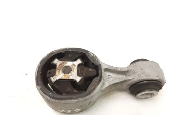 Engine mount bracket