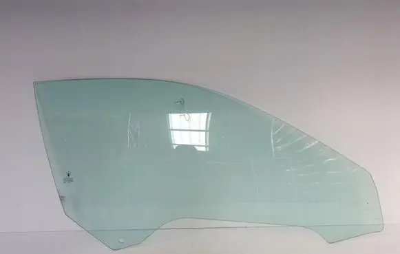 Maserati GranTurismo Sliding door window/glass 68363200