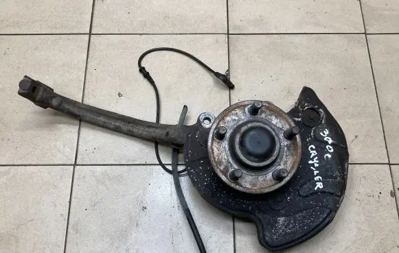 Chrysler 300 - 300C Front wheel hub spindle knuckle