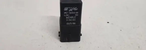Volvo V50 Glow plug pre-heat relay 3M5T12A343AA LLZBA 097706