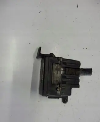 Toyota Avensis T270 Positive wiring loom 8211105Q10