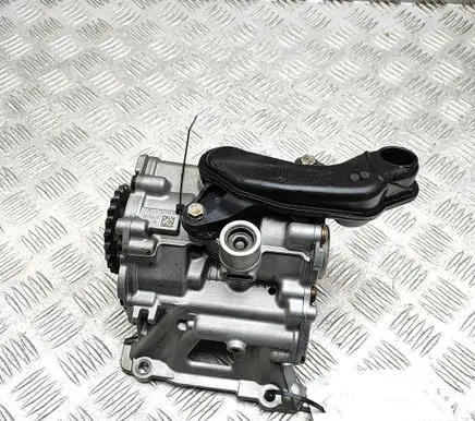 BMW X5 G05 Oil pump 8570595