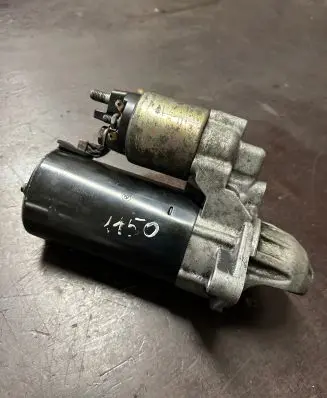 BMW 7 E65 E66 Starter motor 7794952 0001115041