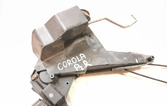 Toyota Corolla E110 Front door lock